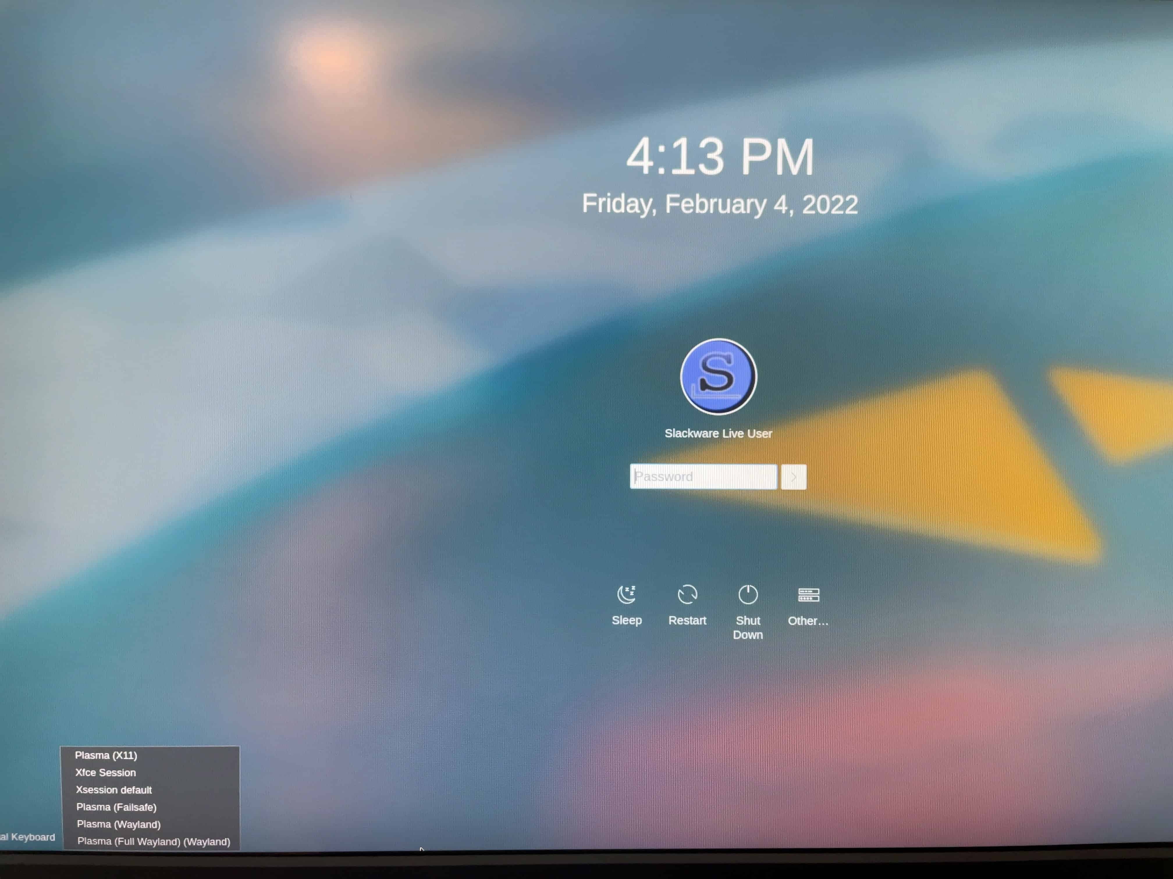 MacBook Pro Retina 2012 KDE Login Screen