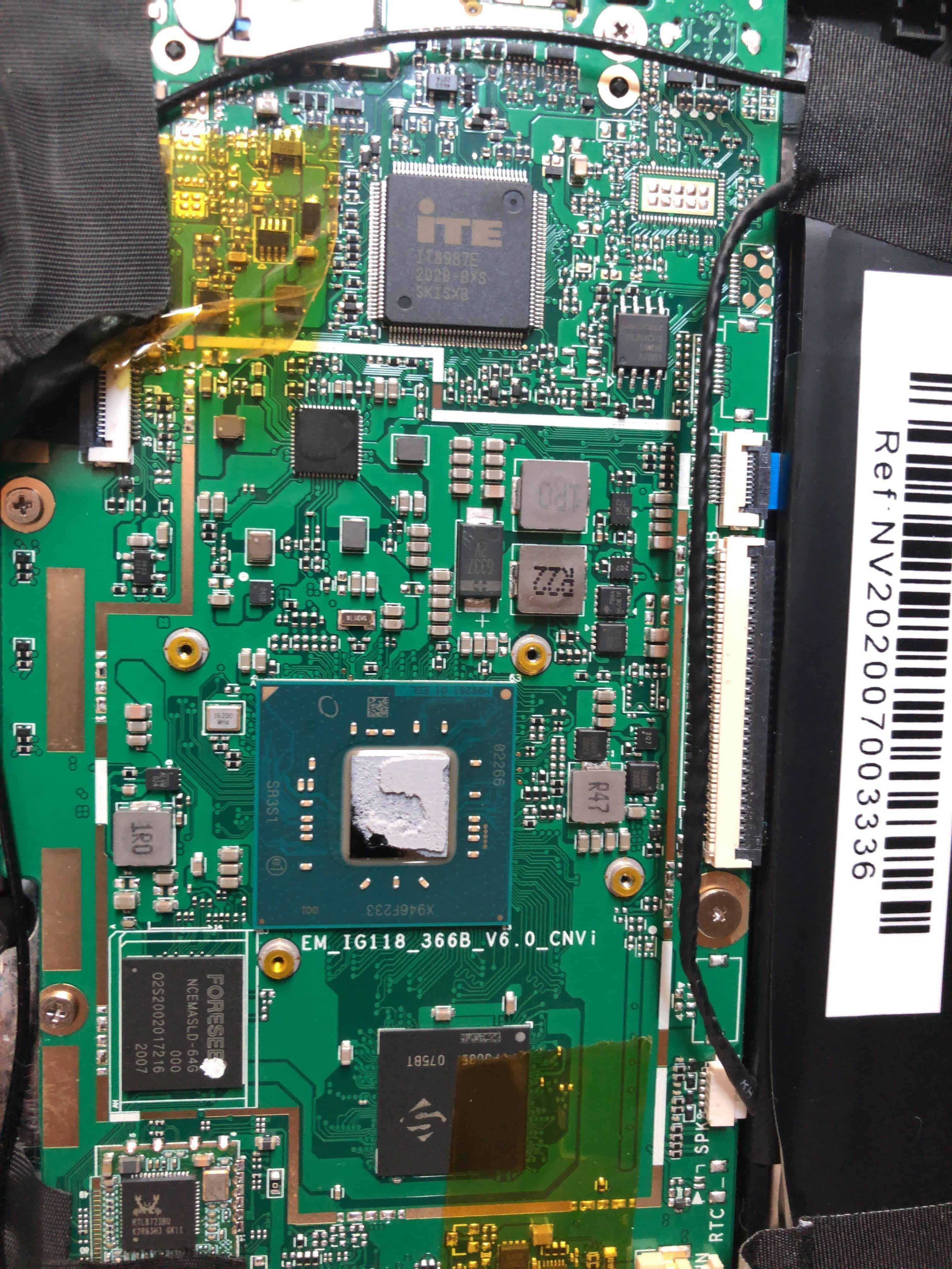 Applying Thermal Compound to the CPU